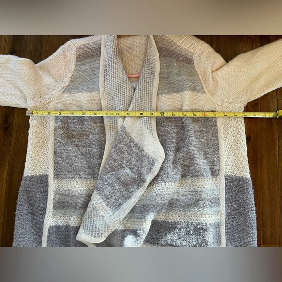 VINCE Alpaca and wool blend long cardigan - Picture 10 of 15